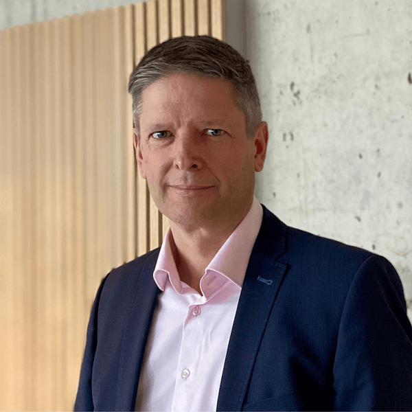 Jörg Stegert, Chief Human Resources Officer